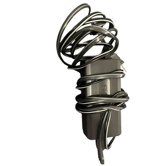 Sony DCS - S70 Good Condition comes with Charging Cord, carrying case, and SD ca - Picture 3 of 7